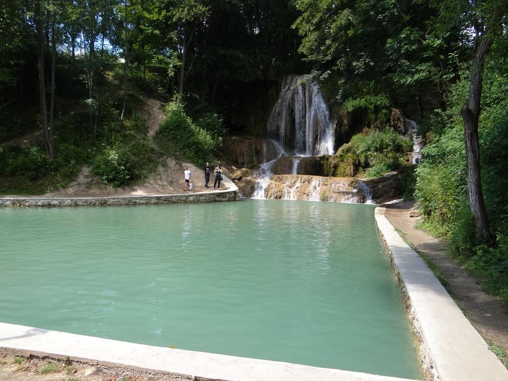 Chalupa Pri Vodopade Lúčky Extérieur photo